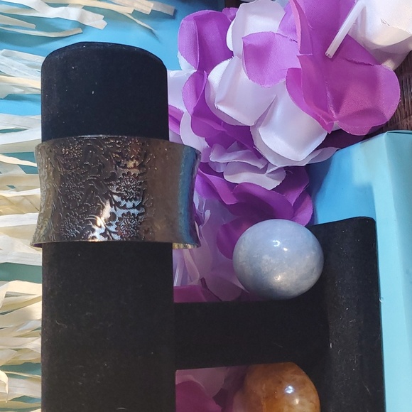 Smokey gray toned cuff bracelet. Beautiful addition to your jewelry collection. - Picture 1 of 4